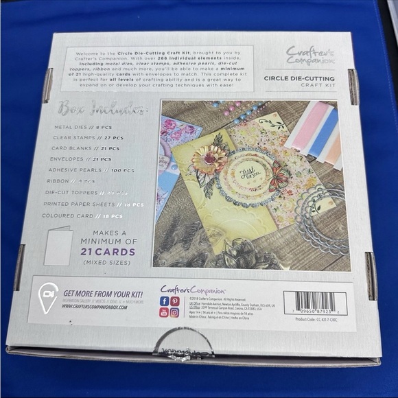 NEW Crafter’s Companion Circle Die-cutting Craft Kit #7 Wedding Birthday Art - Picture 3 of 4